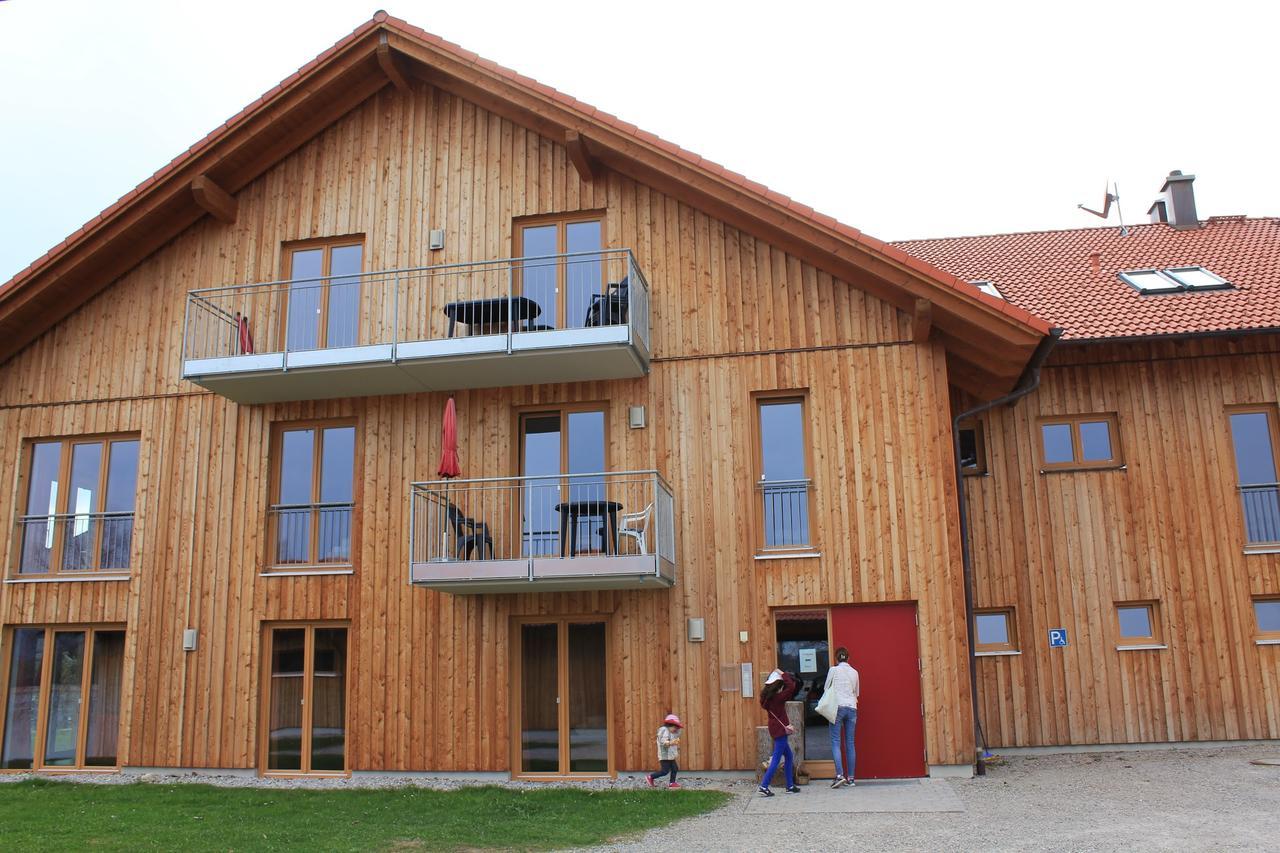 Seehotel Und Appartements Schnoller Rieden am Forggensee Exterior photo